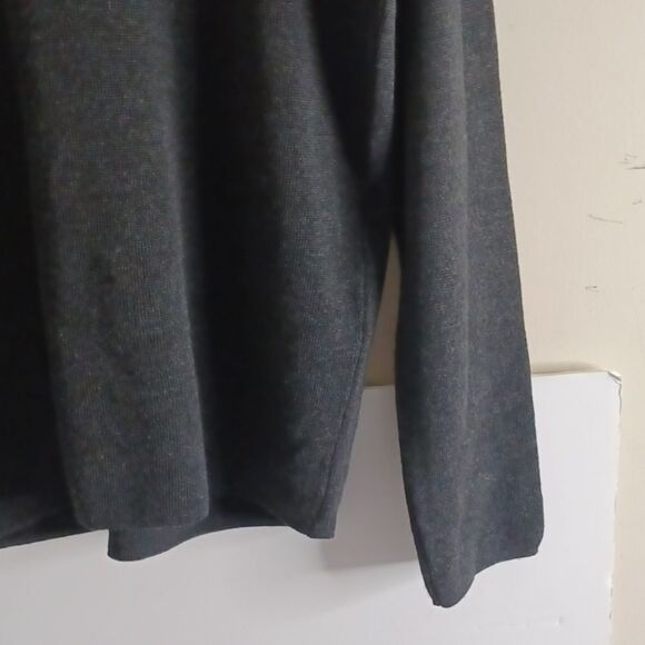 Men's Gray Button-Up Sweater - Picture 5 of 14